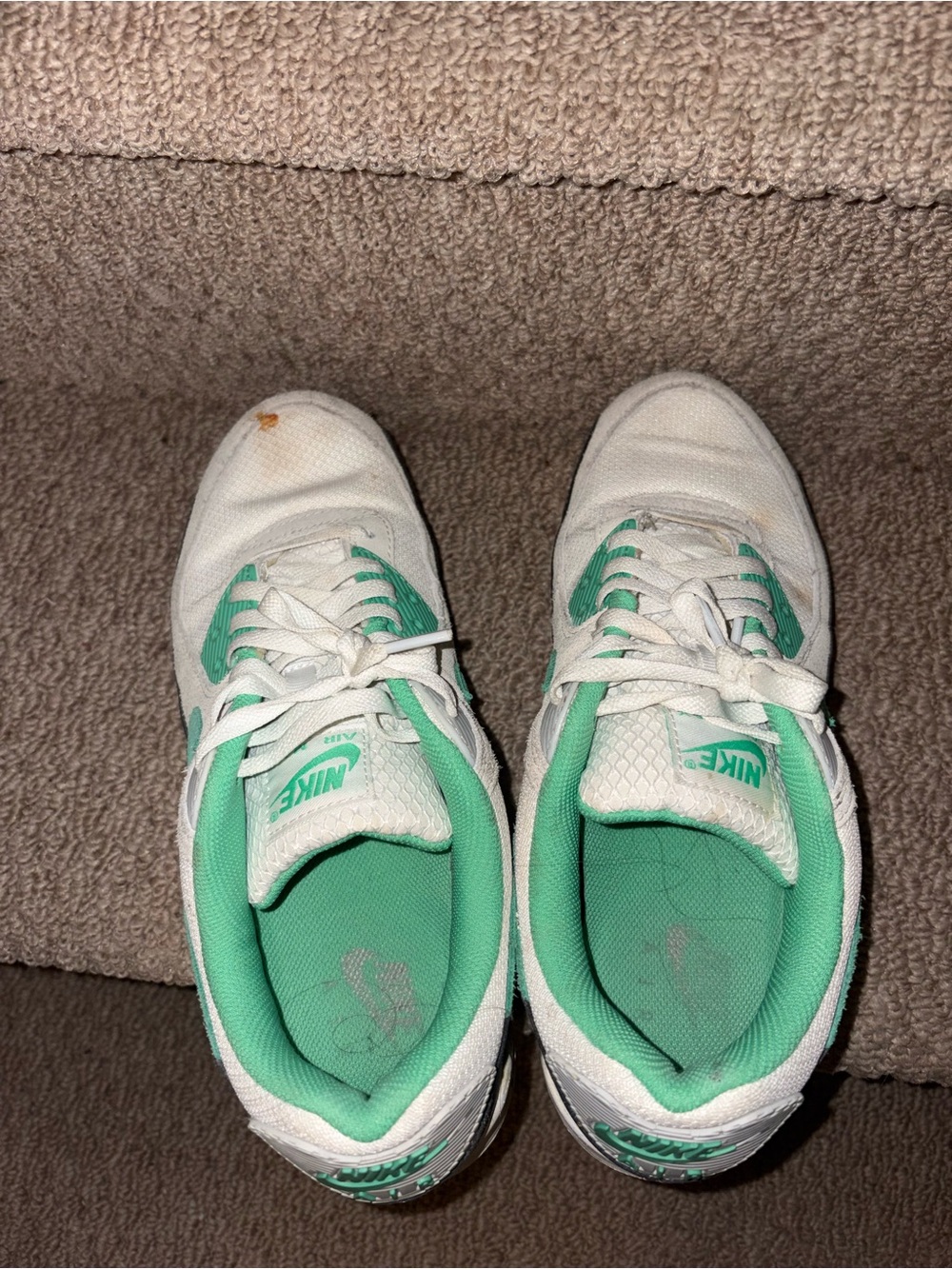 Nike air max 90 White Athletic Sneakers with Mint Green Accents